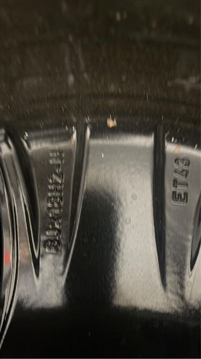 Джанти и гуми за E-class W213 245/45/18