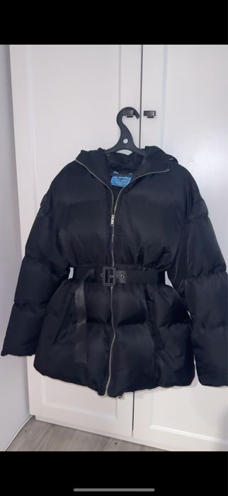 Продам новую зимнюю женскую куртку