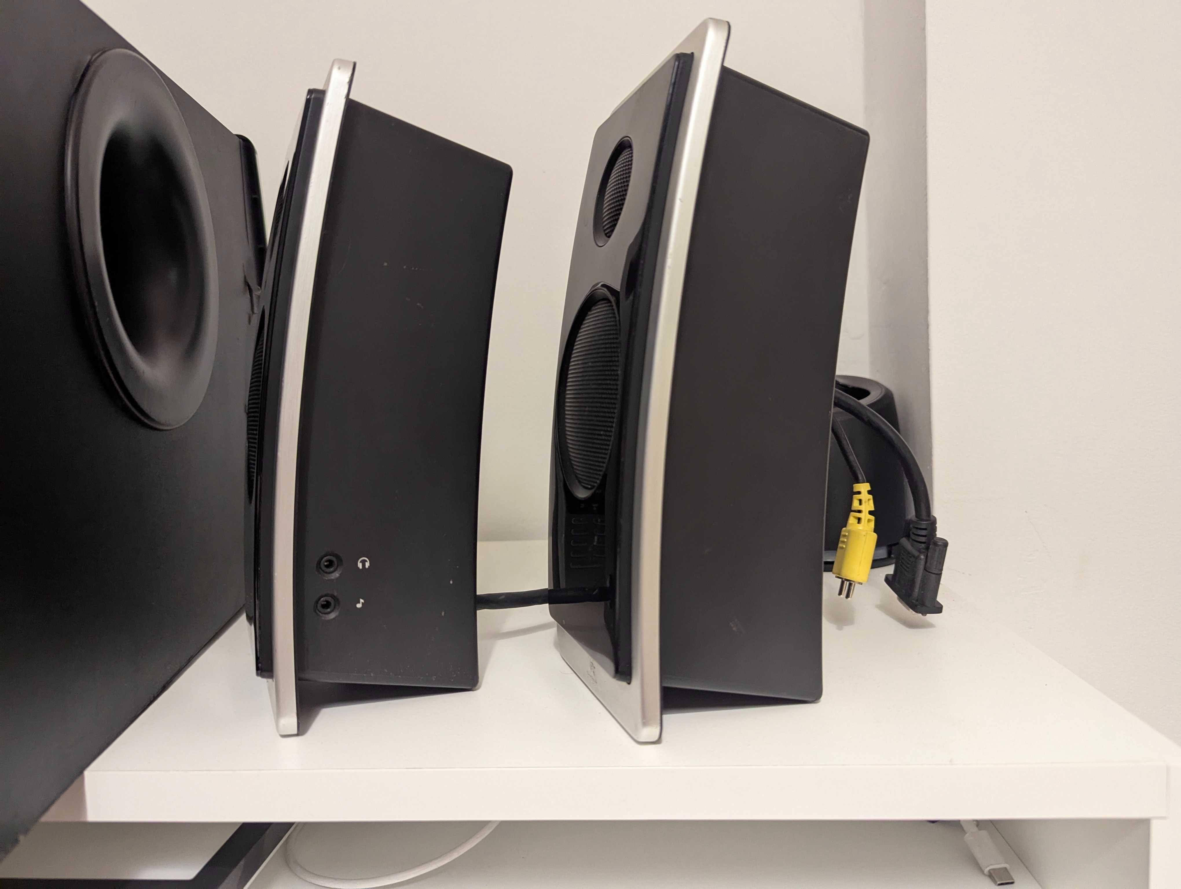 Звукова система 2.1 - Logitech Z Cinema Advanced Surround Sound System