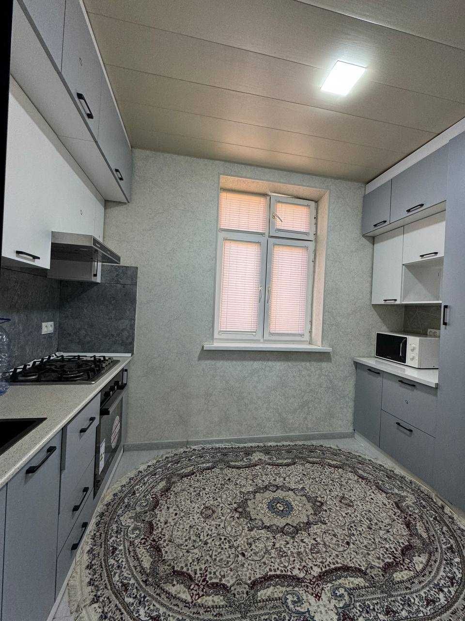 Продается квартира Коратош 3*4/3/5 кв.м 77 с.меб.тех цена 107000
