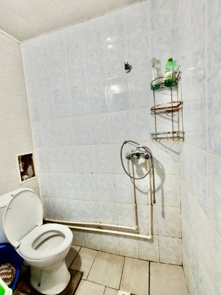 Срочно продаётся 1 ком за АРБАТОМ
