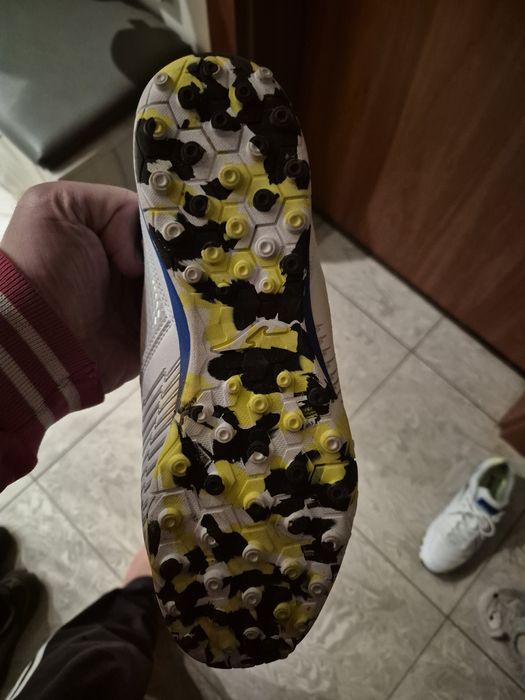 Маратонки за футбол