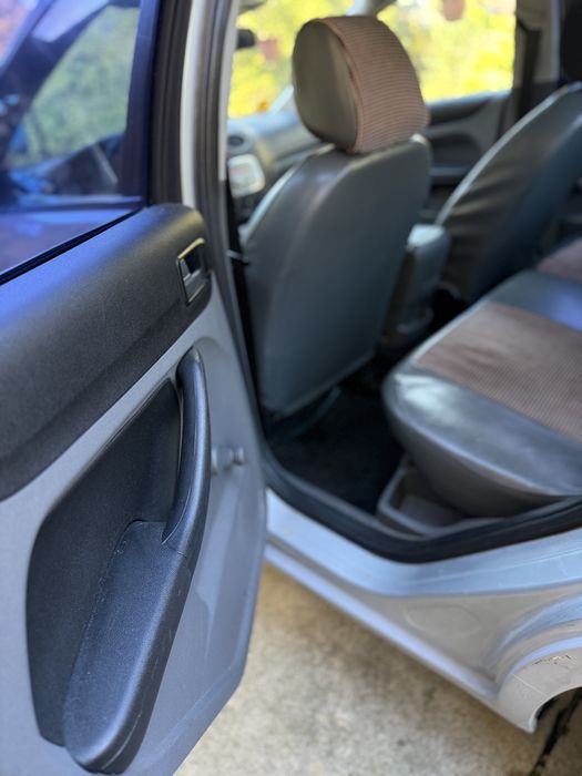 Vand ford focus 2008 benzina+GPL