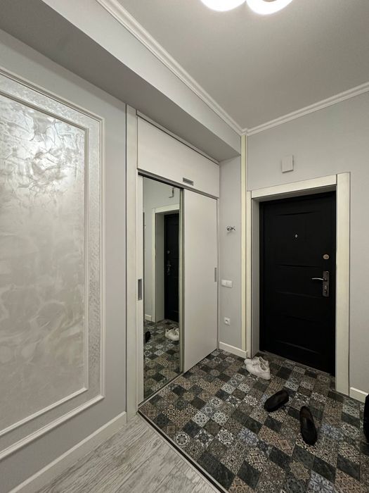 Просторная квартира от Голоден Хаус кирпичный дом Паркентский