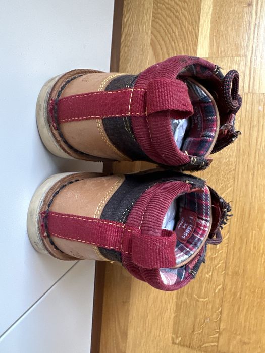 Високи обувки Kickers