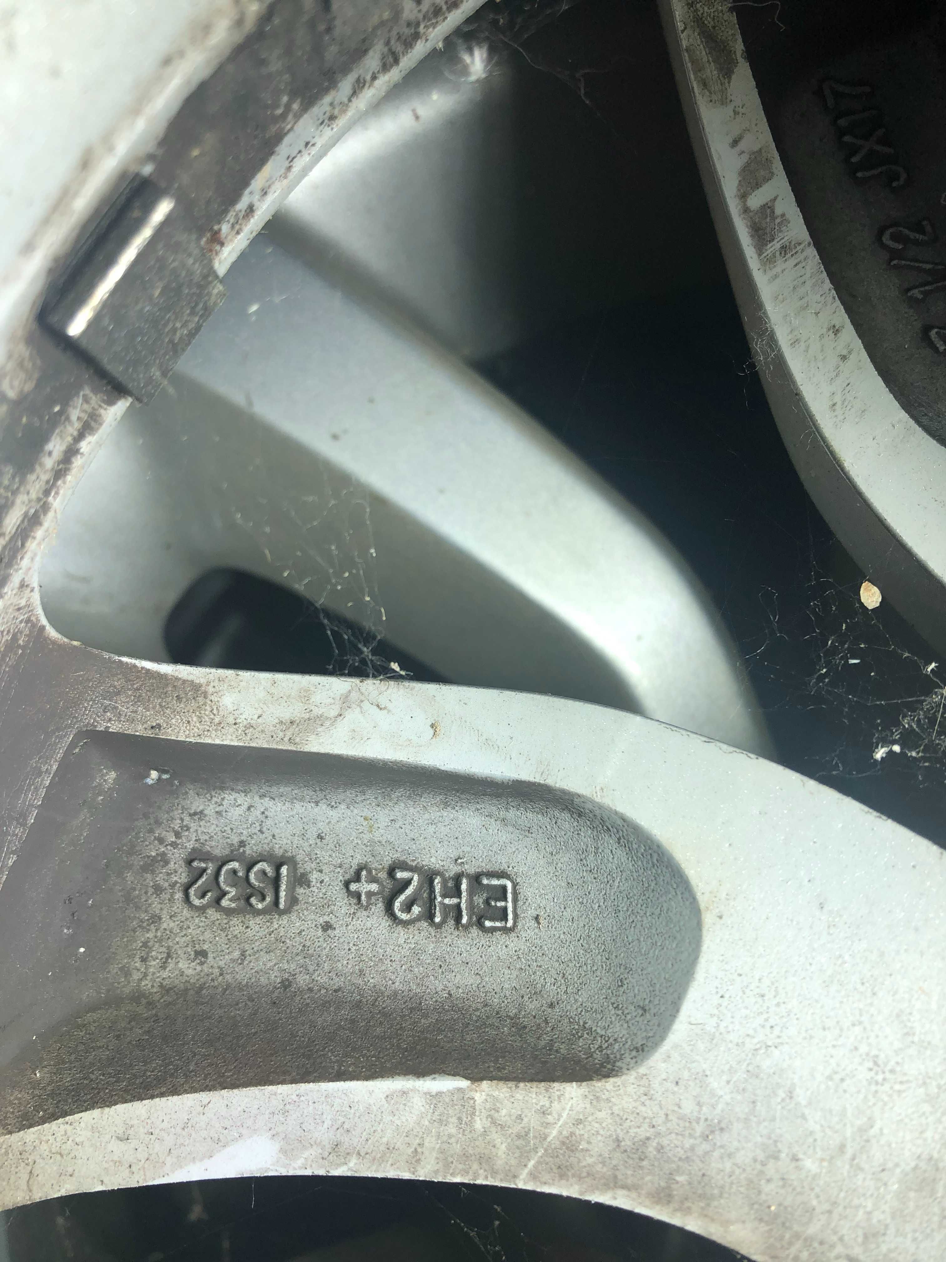 продавам джанти за BMW 17 цола с гуми