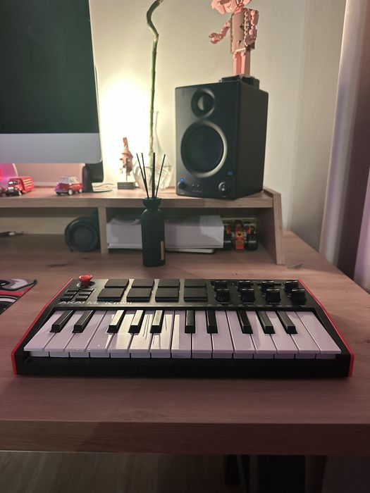 Akai MPK Mini - ca nou