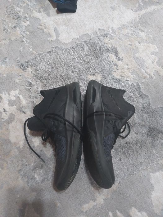Nike Air Versitile 3