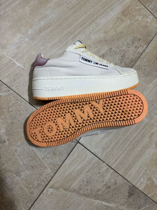Женски маратонки adidas и puma