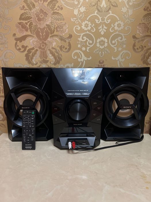 Музыкальный центр