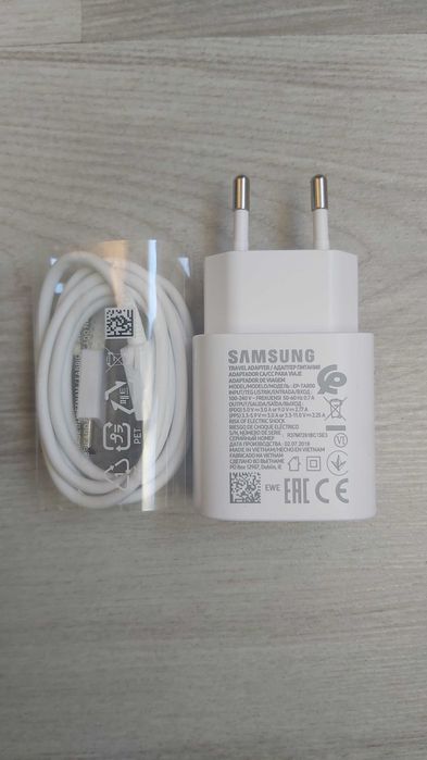 Vand kit incarcator 25W,cablu usb C si casti originale Samsung noi