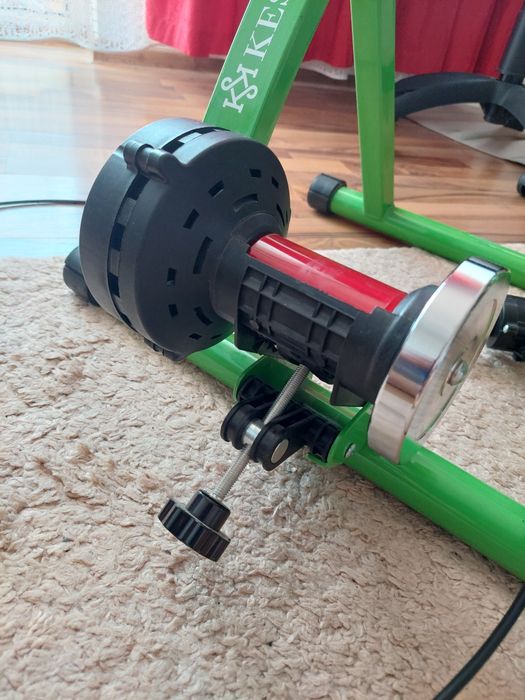 Suport pentru bicicleta de antrenament