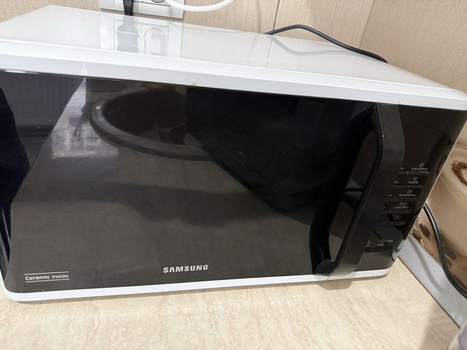 Cuptor cu microunde samsung