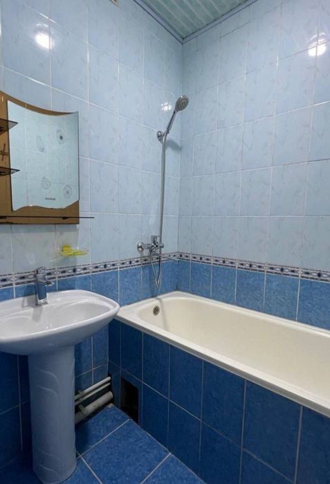 Чорсу, Тинчлик метро 2/7/9. 64м2. Срочно продается квартира