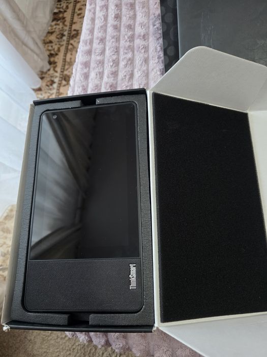 Tableta Lenovo Thinksmart View