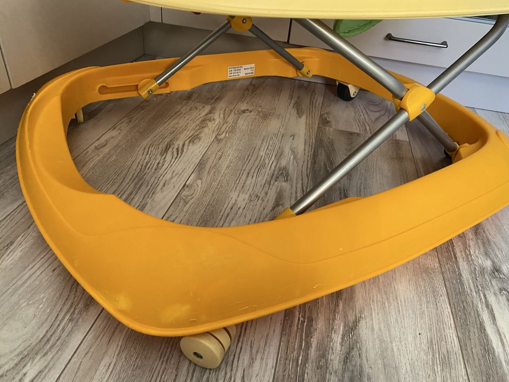 Ходунок от Chicco