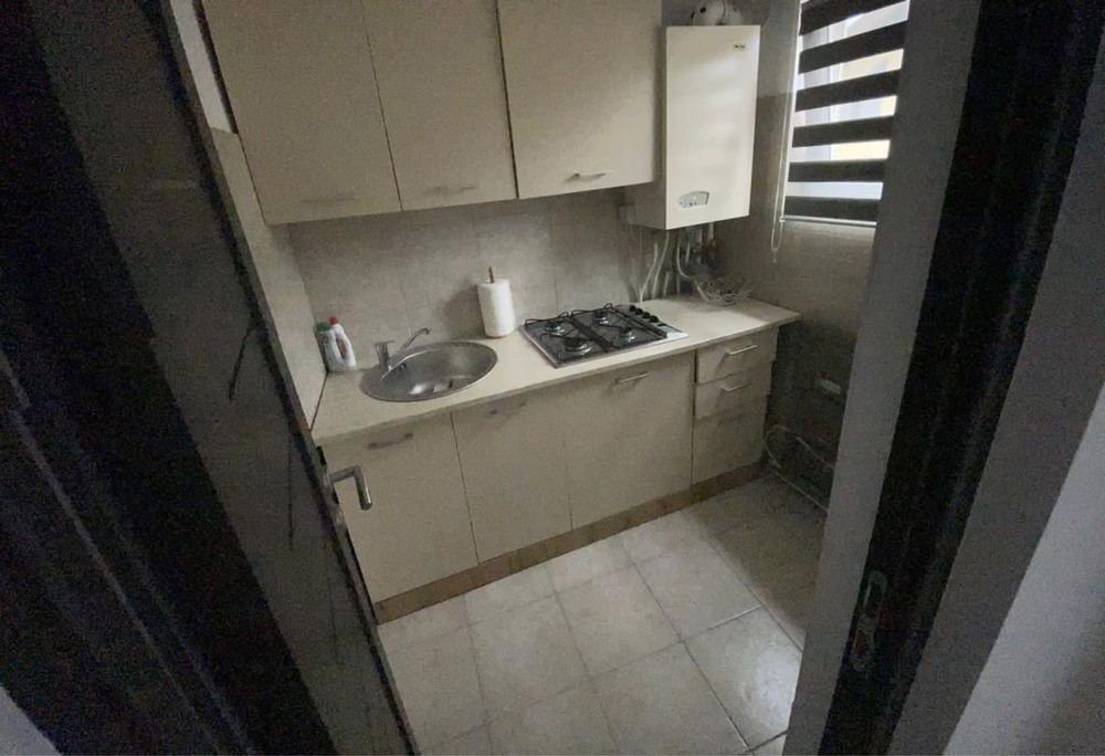 Inchiriez garsoniera strada 2 Graniceri