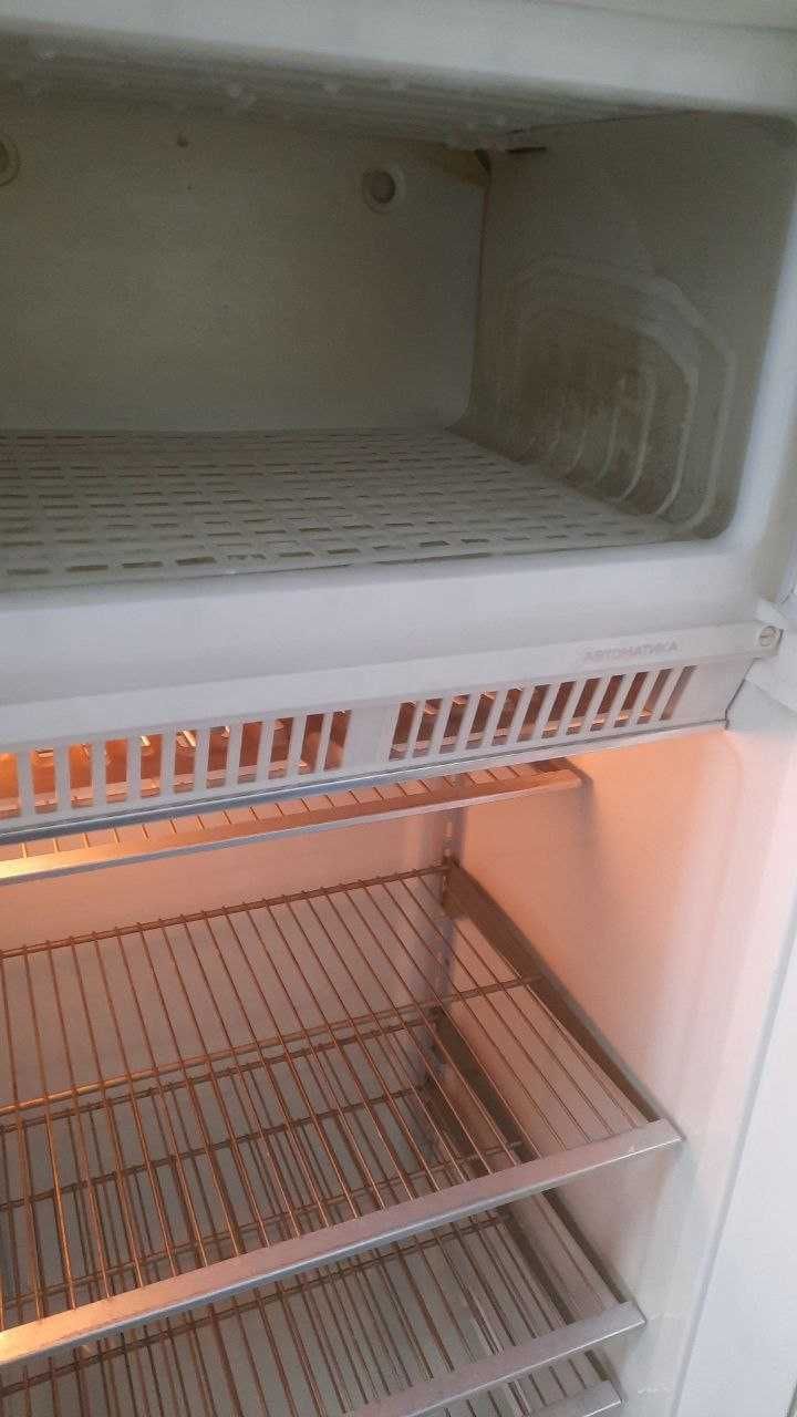 Продаётся холодильник