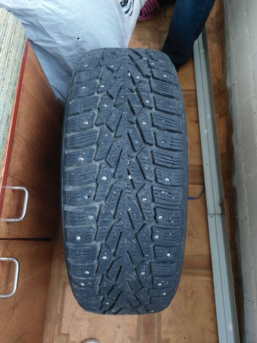 Продам зимние шины "NOKIAN HAKKAPELITTA"