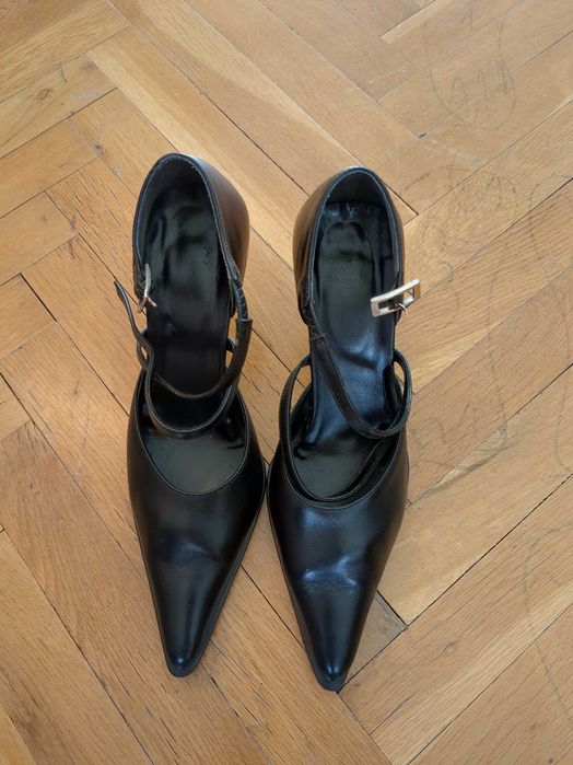 Дамски обувки много запазени