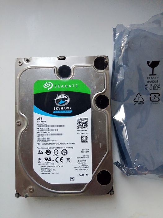 Жёсткий диск 2 тв в хорошем состоянии