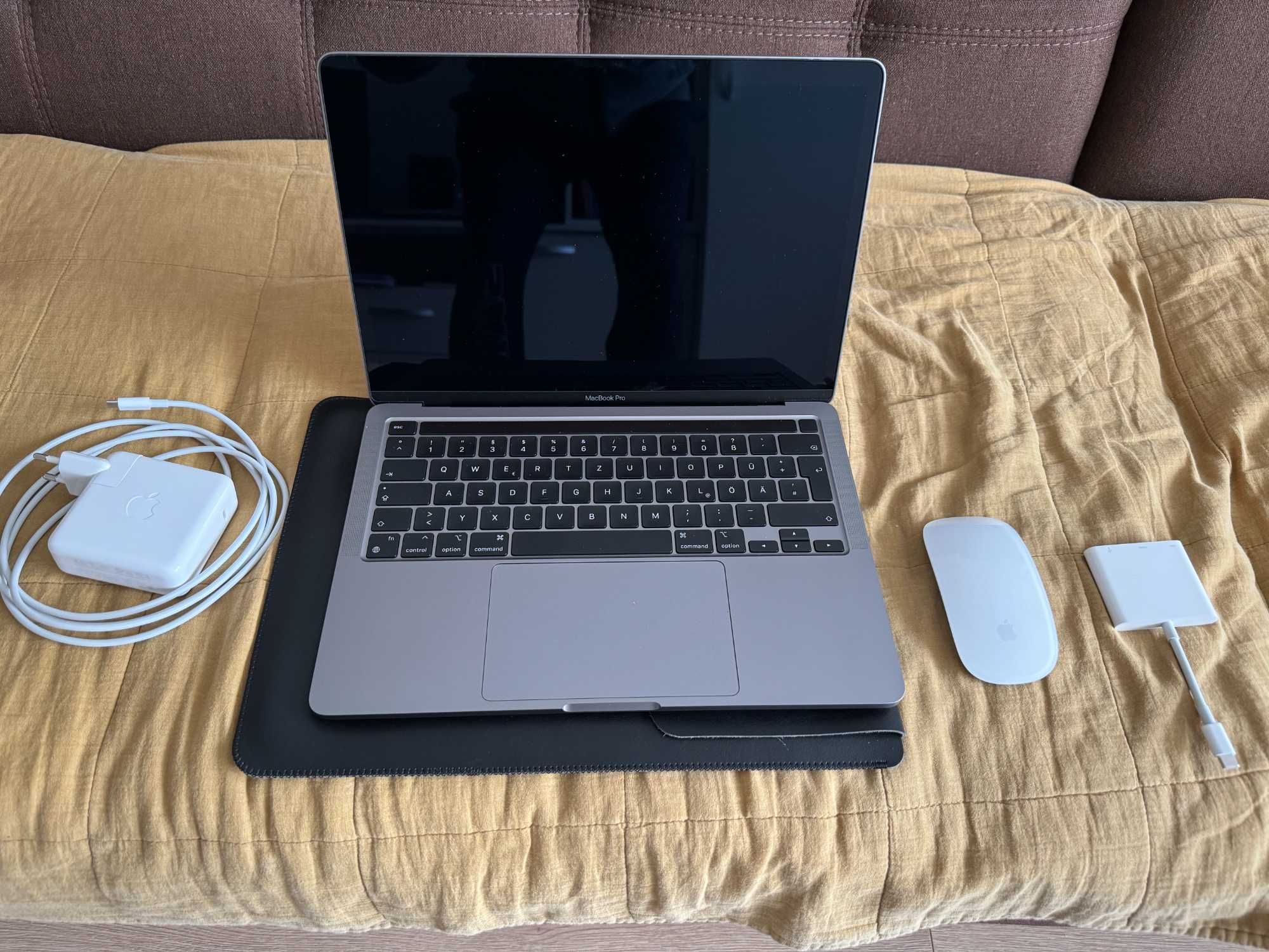 Schimb Apple MacbookPro Nou Model 2022 Achizitie 2024