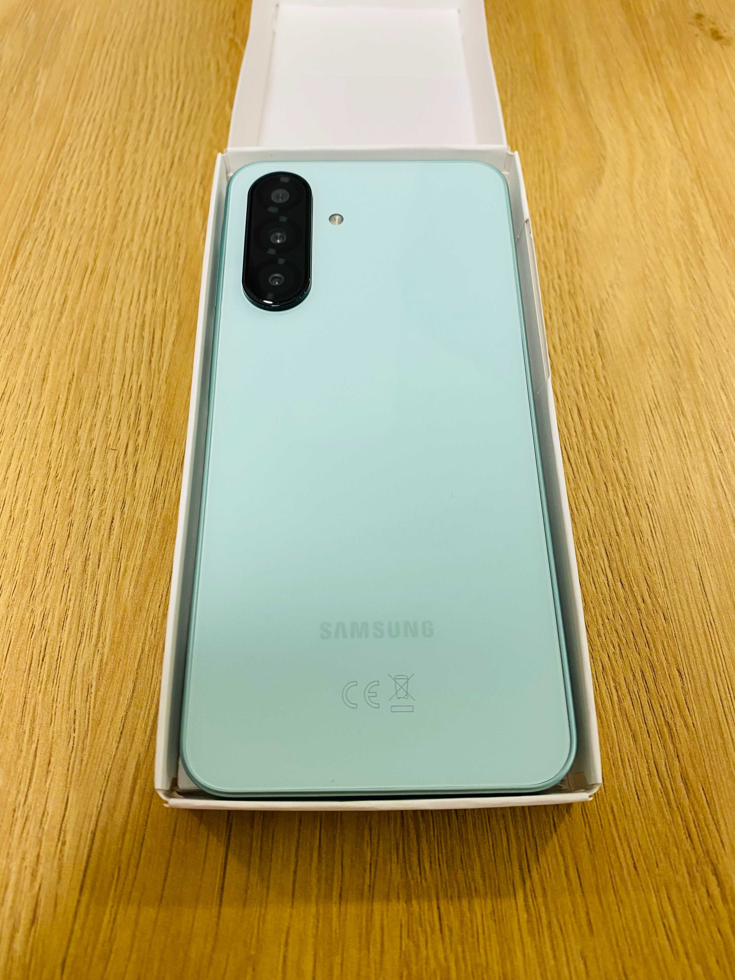 НОВ !!! Samsung Galaxy A26, 6GB RAM, 128GB, 5G, Mint