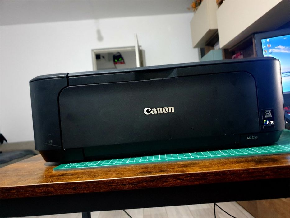 Imprimantă Canon PIXMA MG2250