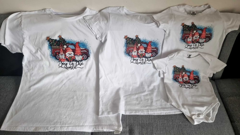 4 Тениски за коледна фотосесия (мама M, татко L, дете 4г, дете 1.5г)