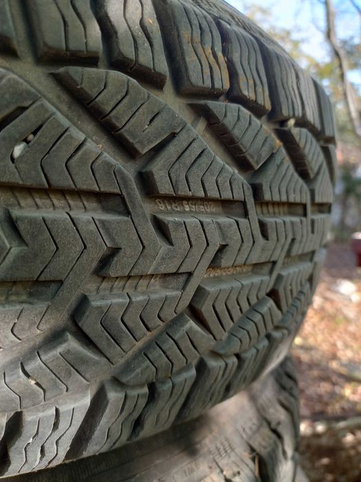 Зимни гуми 205/55/16