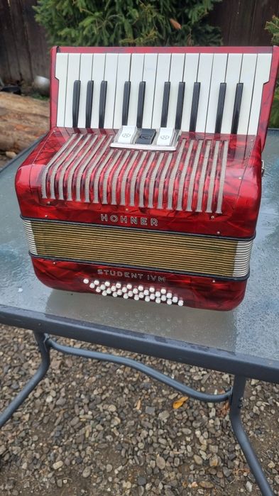 Acordeon hohner student iv 32 basi