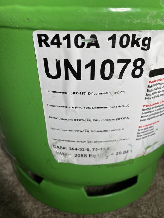 Butelie Freon R410 noua, sigilata
