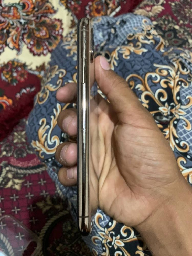 Iphone xs holatti idilal