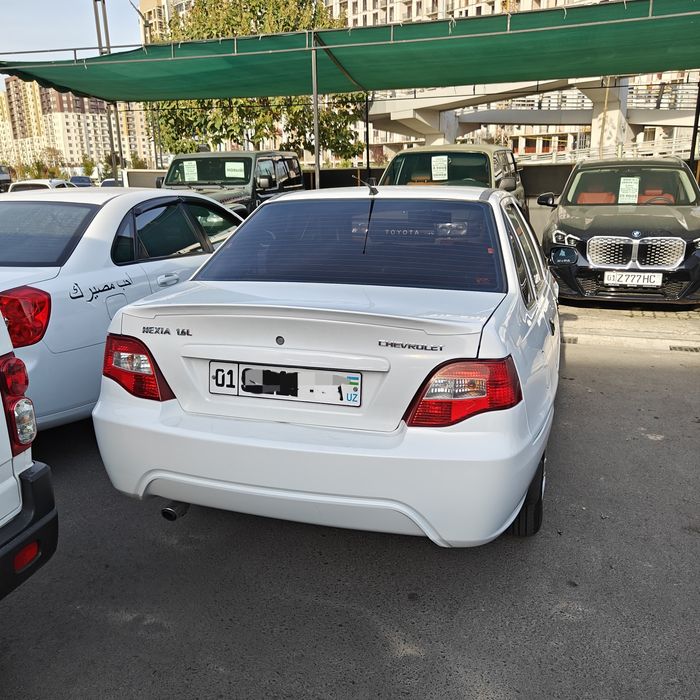 Nexia 1,6 л 2010 с кондиционером