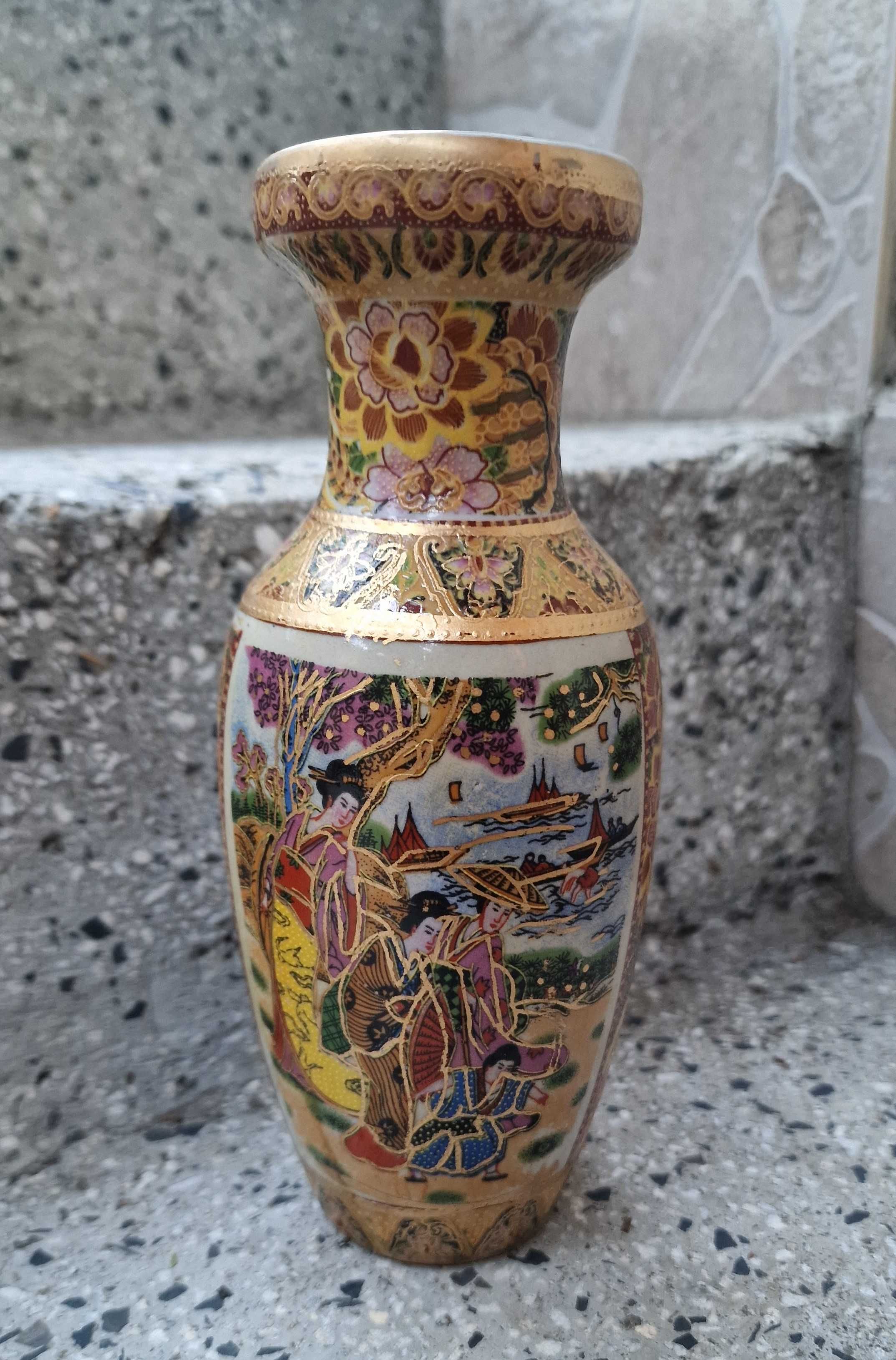 Стара Китайска ваза, Маркирана. Отлична.