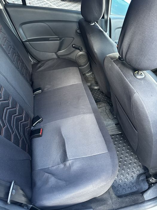 Dacia Logan 1.0 GPL