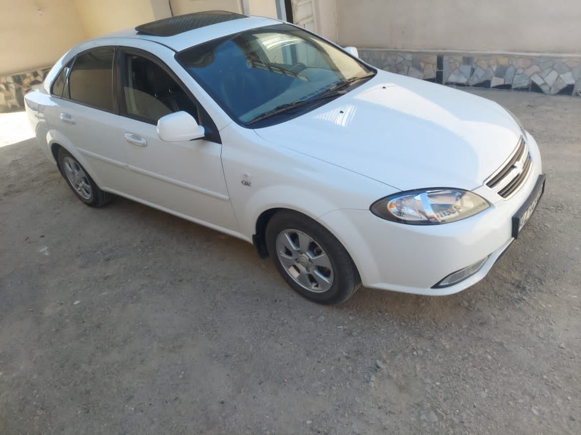 Chevrolet Jentra