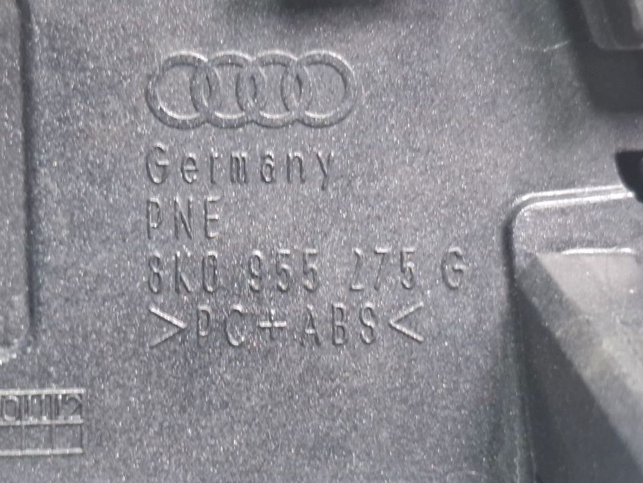 Capac spalator far stanga AUDI A4 IV Avant 8K5, B8 Facelift  2012 - 20152.0 TDI LX7R 8K0955275G