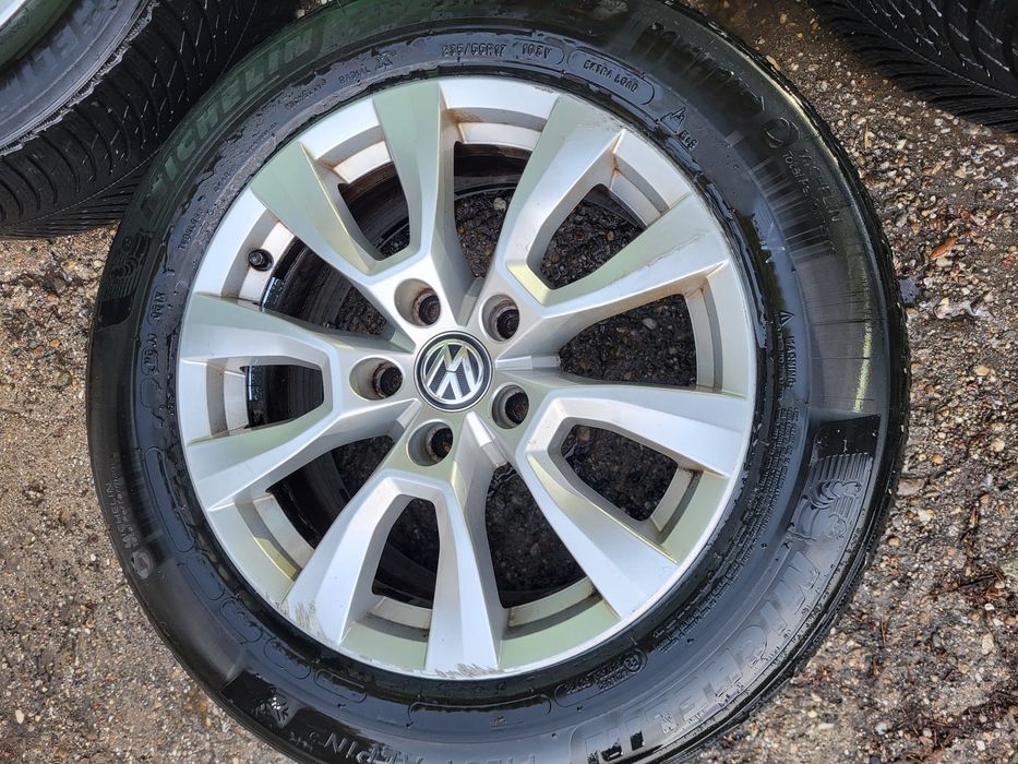Джанти 5x120 17 за VW Amarok,T5,T6,Multivan с Michelin alpin 235 55