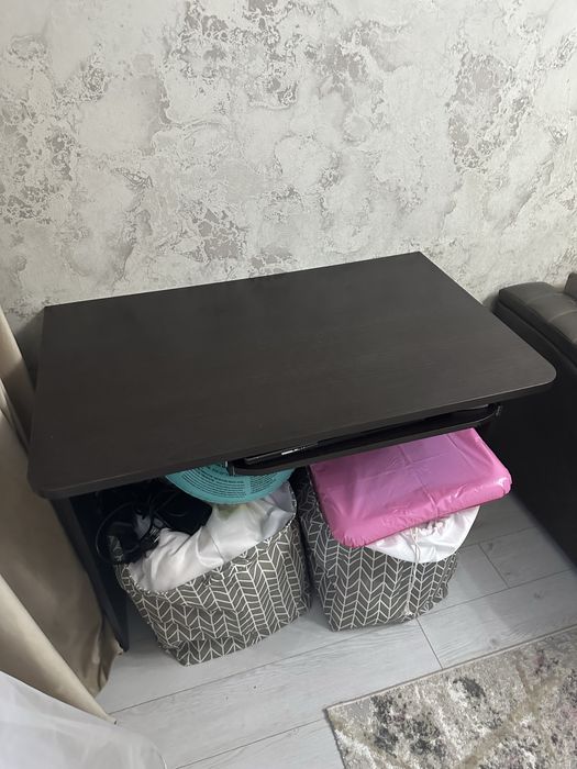 Продаю стол письменный и компьютерный