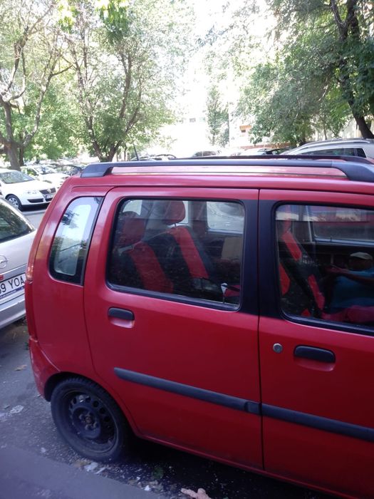 Vand autoturism Opel Agila perfect fuctional si itp la zi