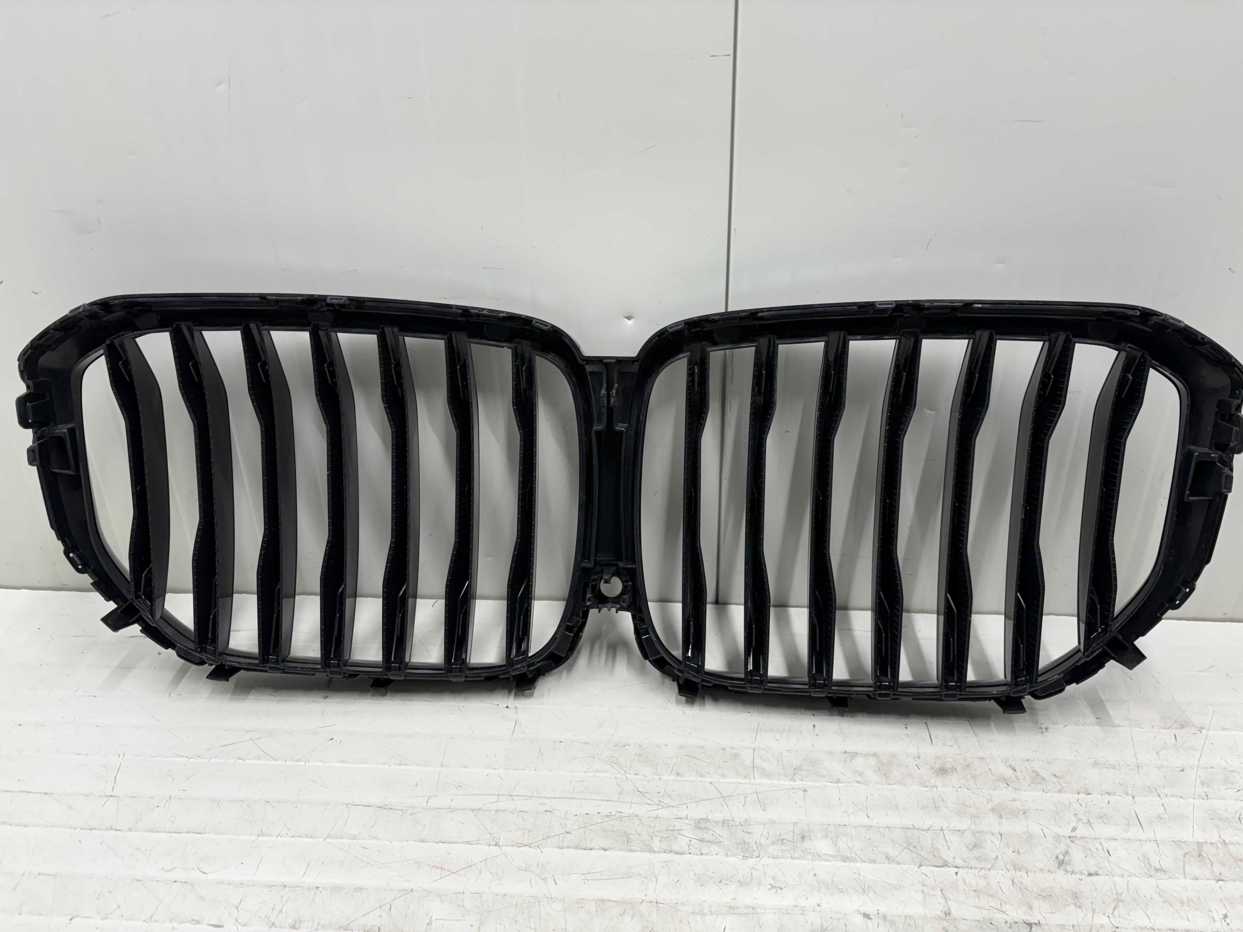 Черни бъбреци/грилове за БМВ Х5 Г05 BMW G05