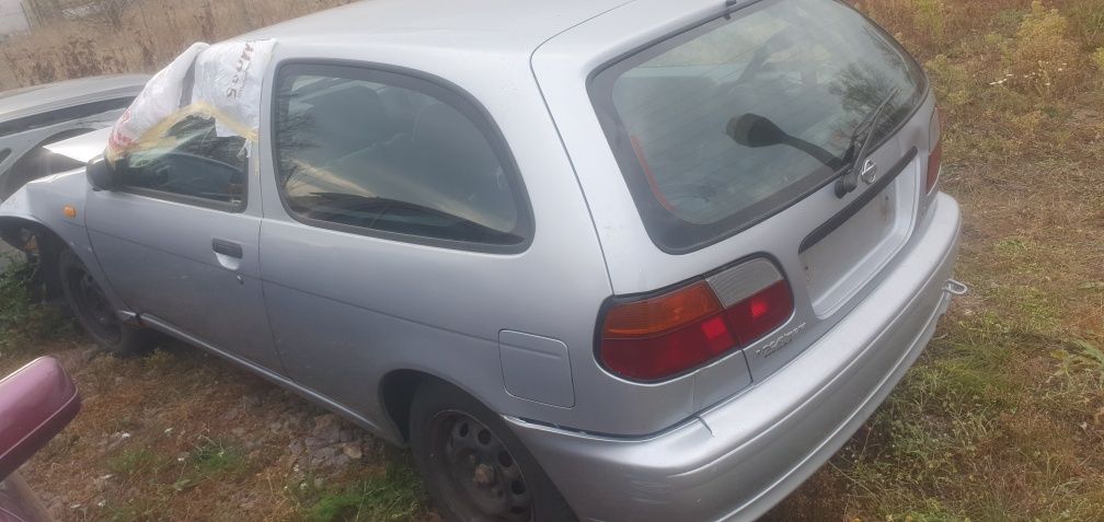 Nissan Almera 1.4 на части