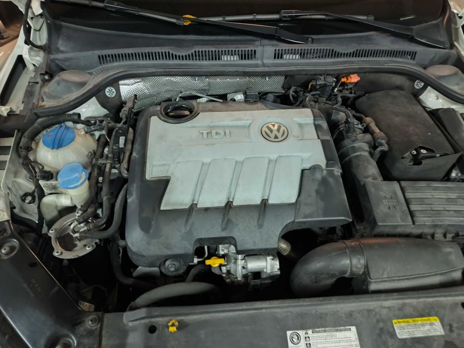 Продавам VW Jetta