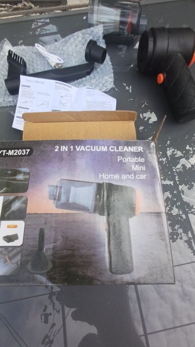 Aspirator auto fara cablu