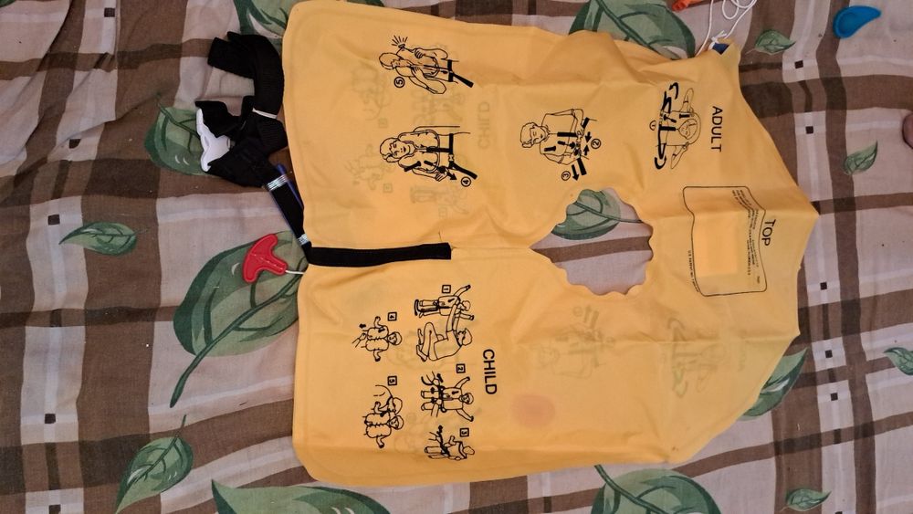 Спасательный жилет надувной