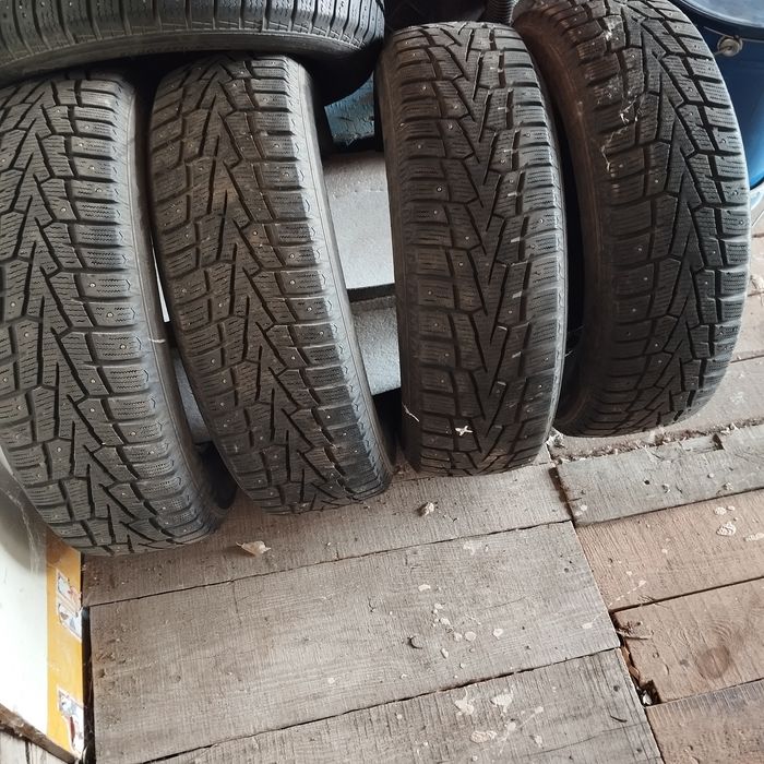 Продам Шины зимние б/у 215/65 R16 г Костанай