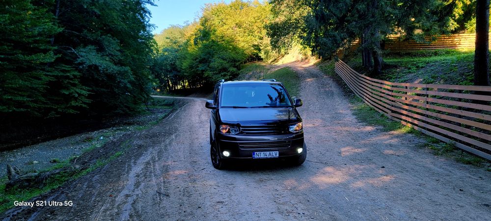 Vw caravelle modelul lung 8+1 4x4