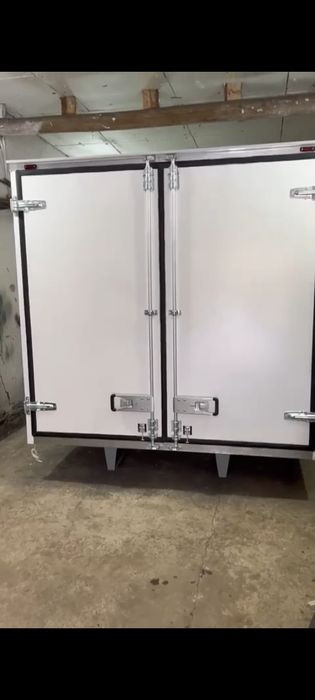 В наличие термобудка на газель 4.20м. Размер: 4.20х2.10х2.00. 
Грузопо