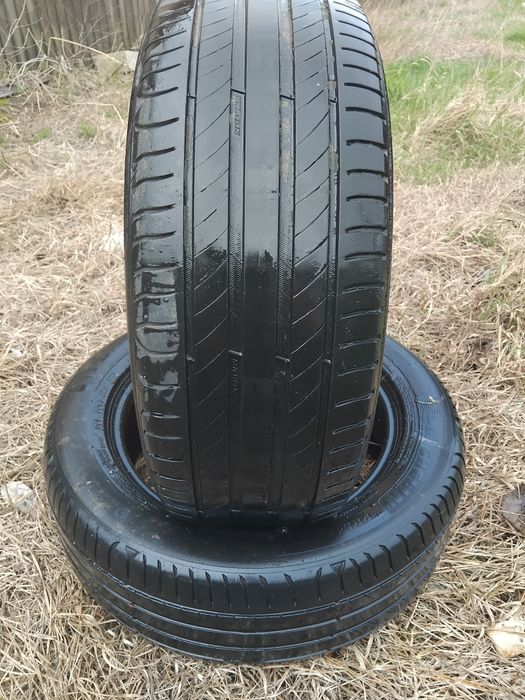 Vând anvelope Michelin  Continental